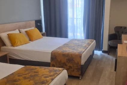 Clover Magic Park Side Hotel-16