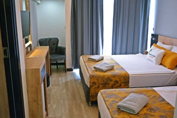 Clover Magic Park Side Hotel-14