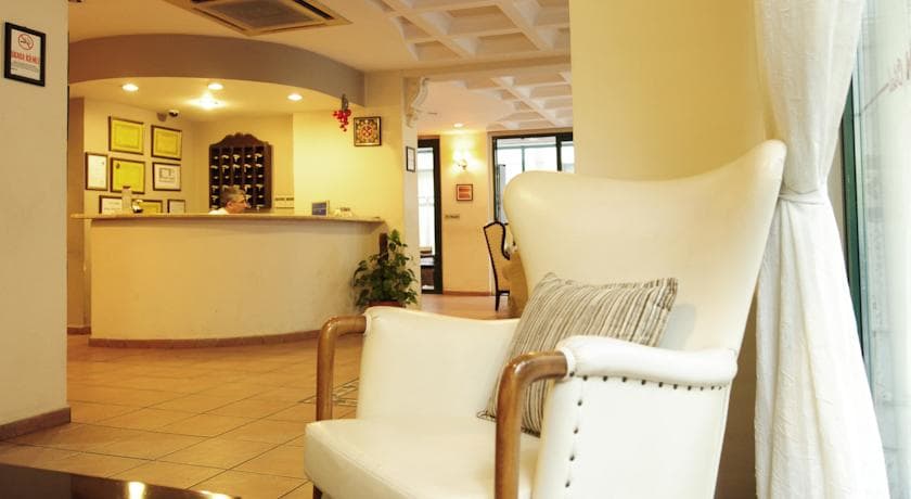 Üstün Otel Alsancak-8