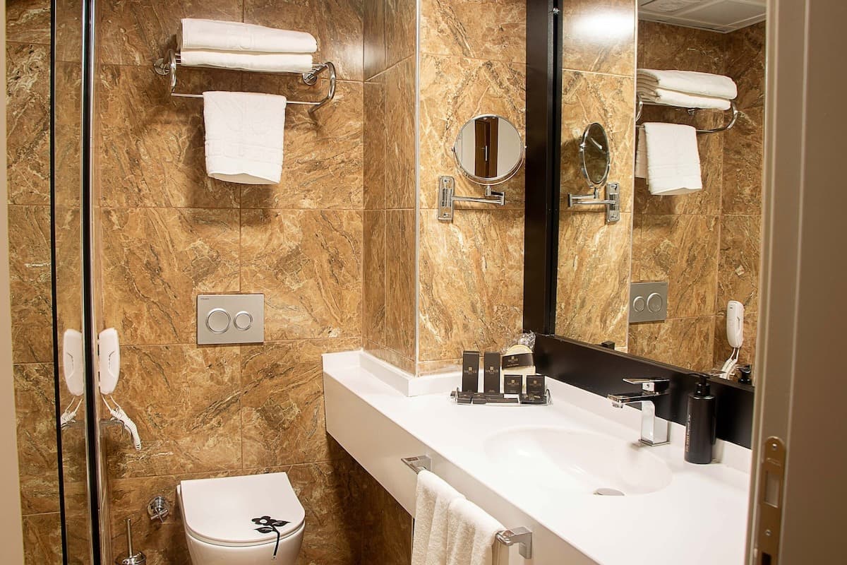 Shelter Inn Hotel & Spa-32