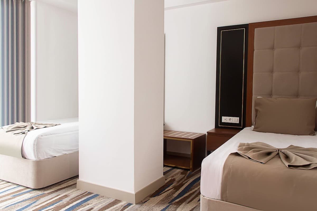 Shelter Inn Hotel & Spa-9