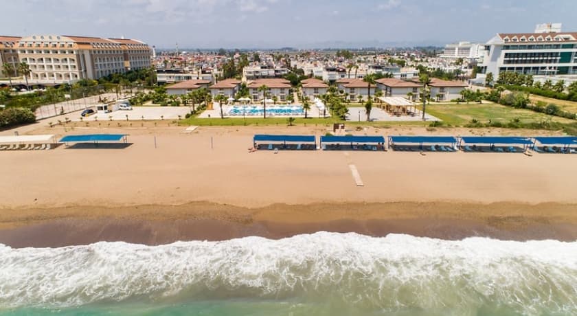 Crystal Boutique Beach Comfort Collection-23