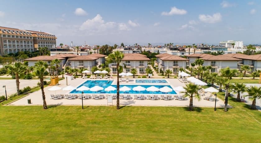 Crystal Boutique Beach Comfort Collection-21