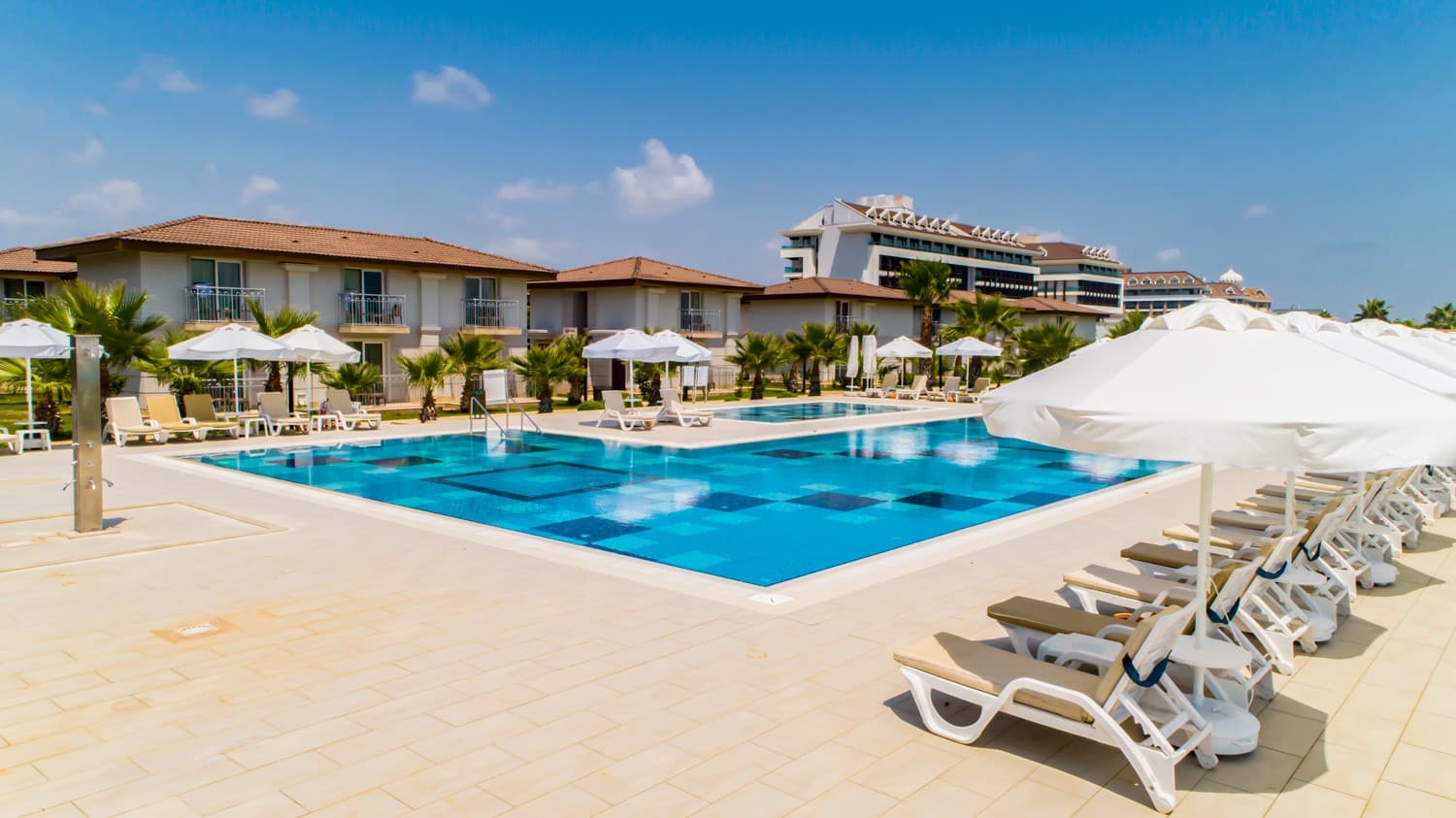 Crystal Boutique Beach Comfort Collection-28