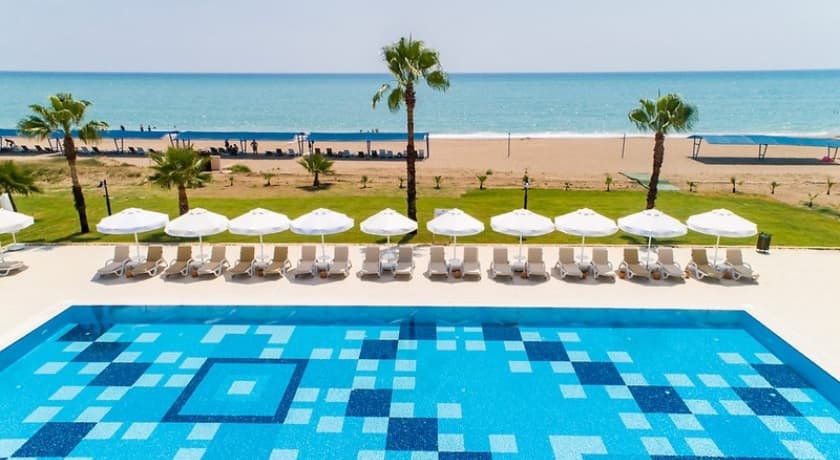 Crystal Boutique Beach Comfort Collection-14