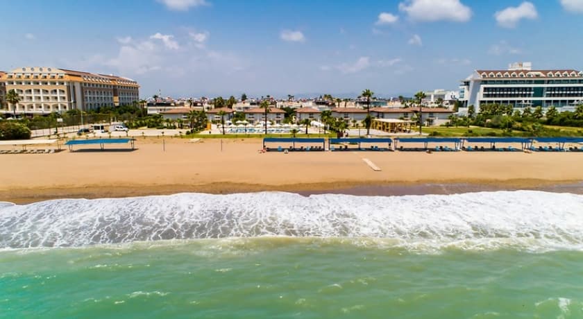 Crystal Boutique Beach Comfort Collection-31