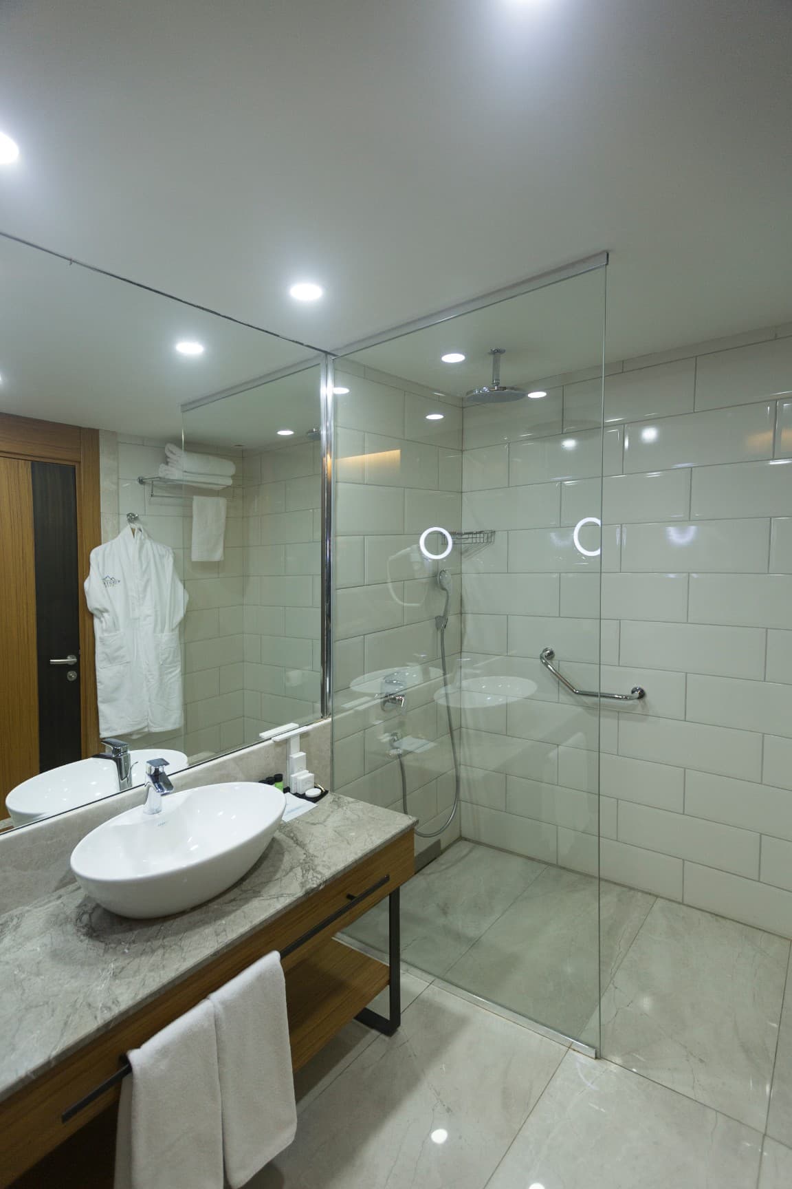 Windy Hill Hotel -13