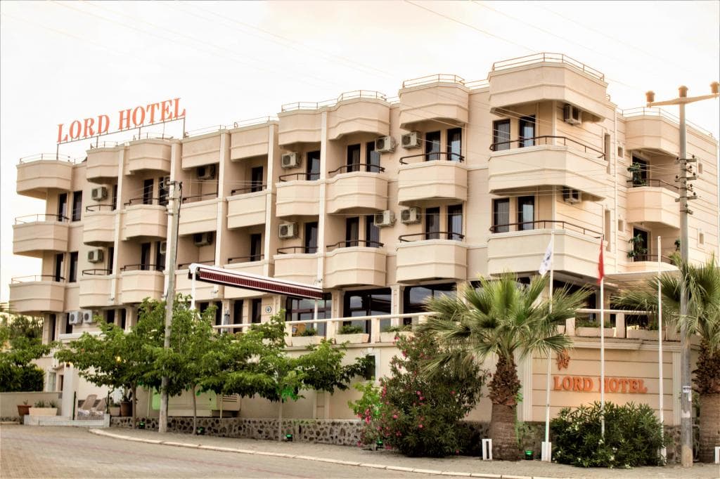 Lord Hotel-0