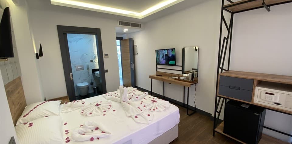 Miyas Luxury Hotel-14