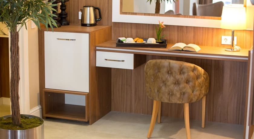 A Royal Suit Hotel-27