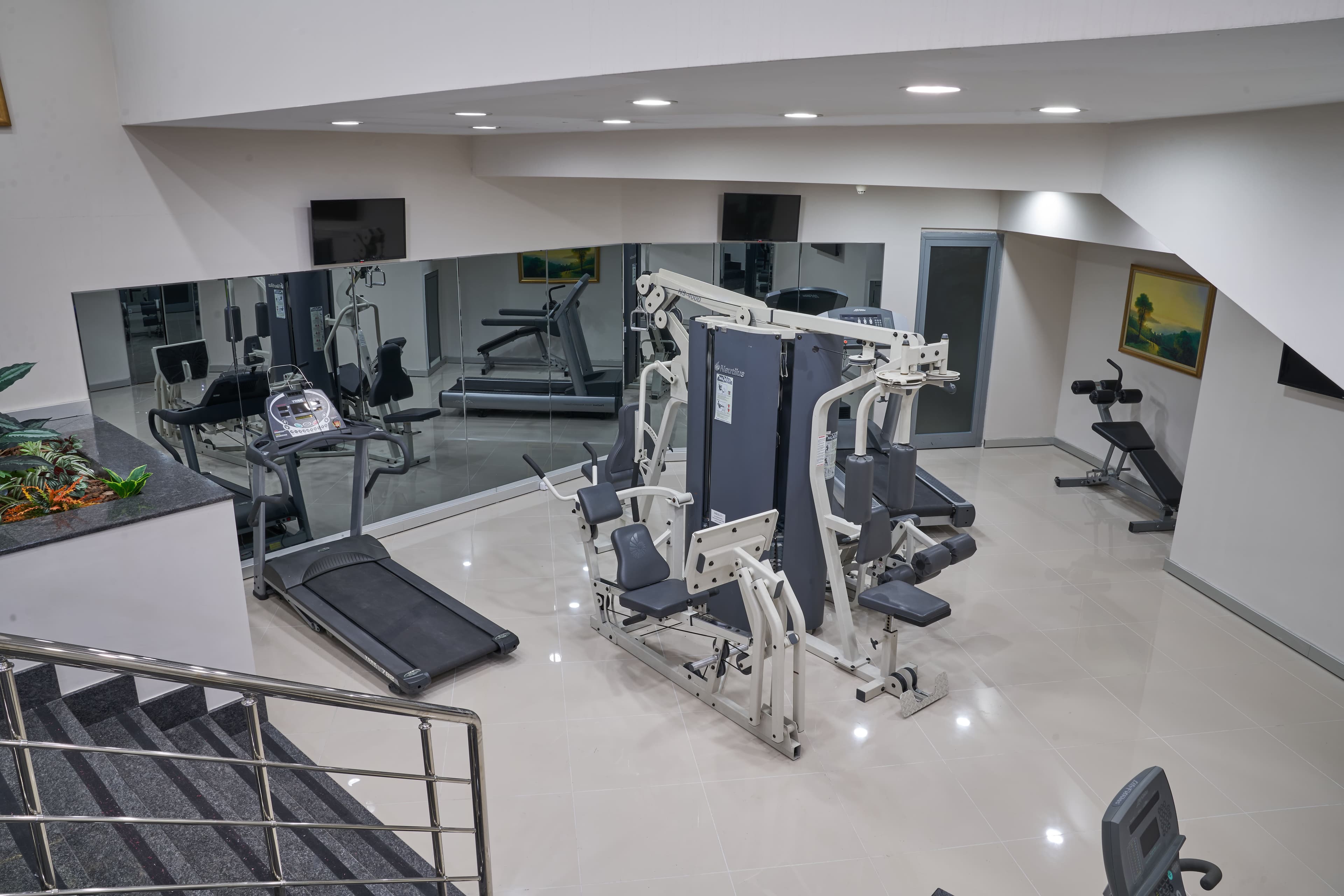 Eliz Hotel Convention Center Thermal Spa & Wellness-4