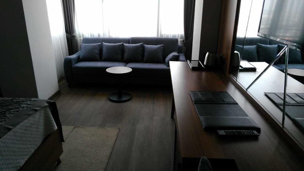 Vista Royal Hotel-12