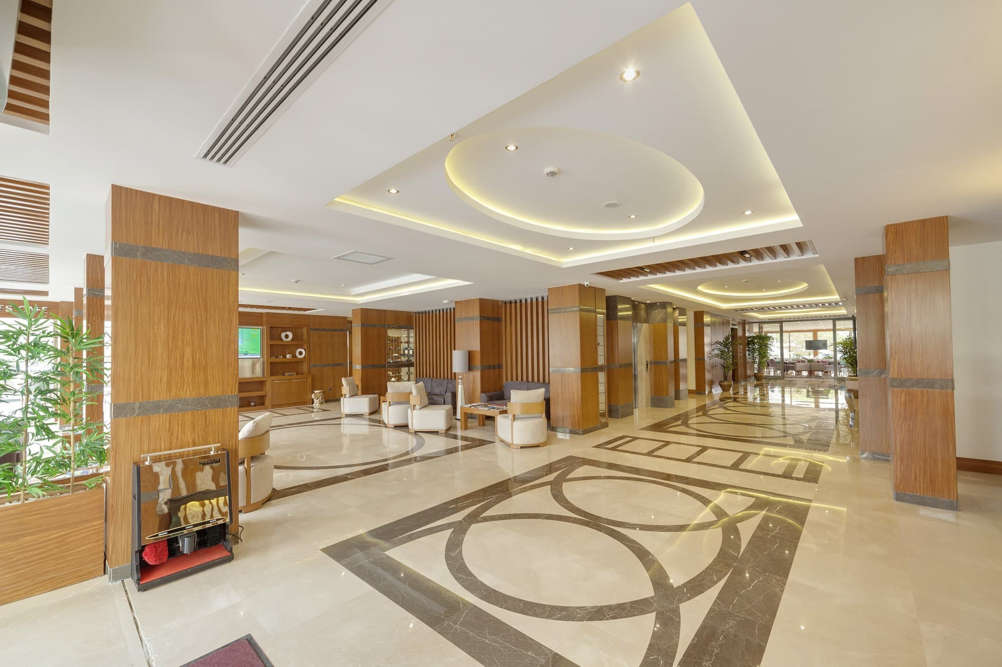 Lamec Hotel Business-9