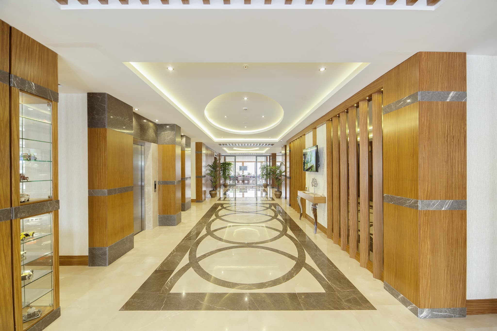 Lamec Hotel Business-8