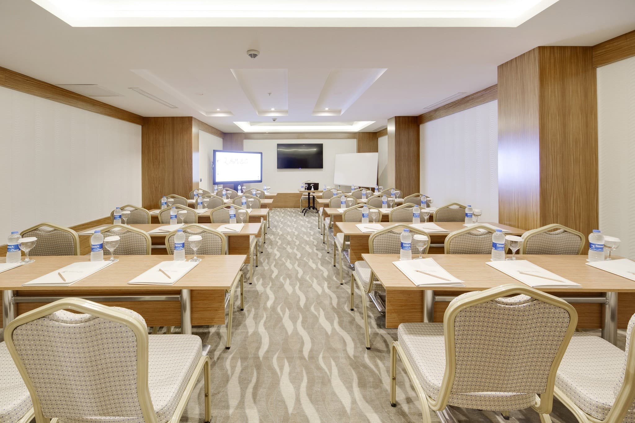 Lamec Hotel Business-24