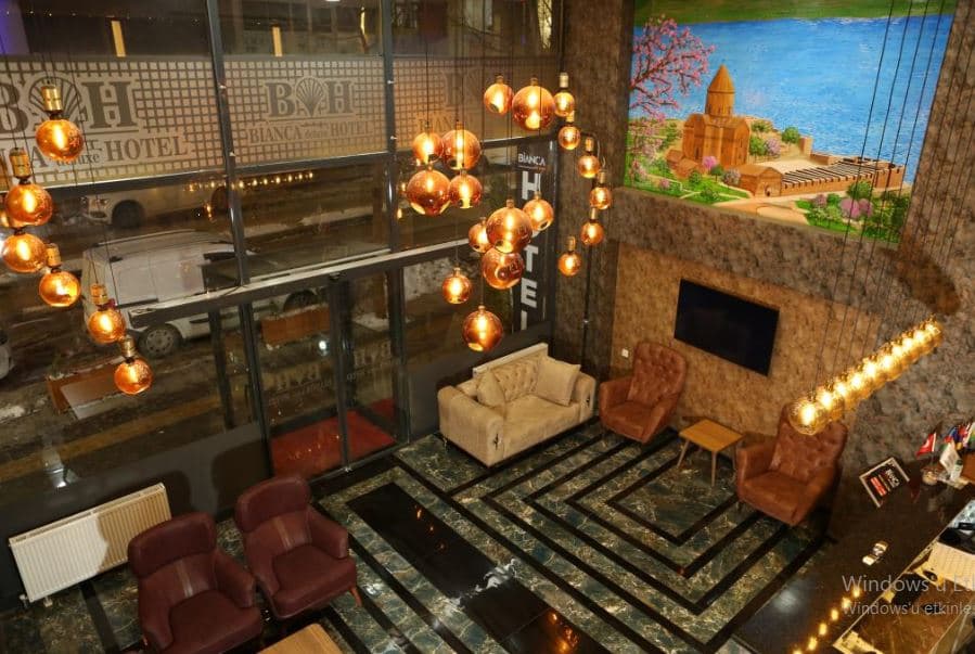 Bianca Hotel Van-2