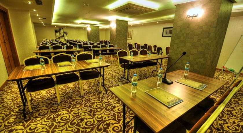 Golden Deluxe Hotel Adana-23
