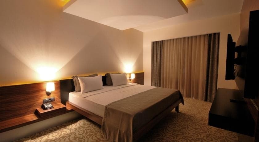 Madame Tadia Hotel-8