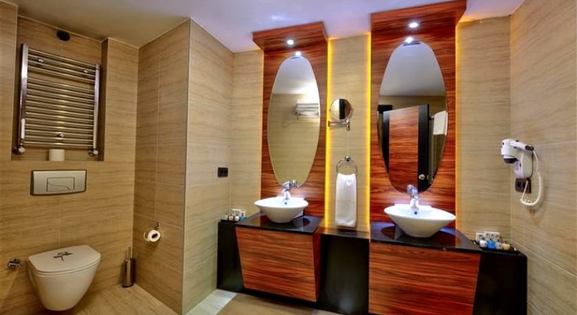 Madame Tadia Hotel-16