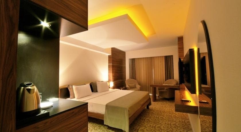 Madame Tadia Hotel-26