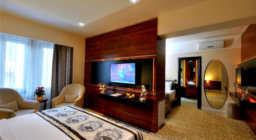 Madame Tadia Hotel-27