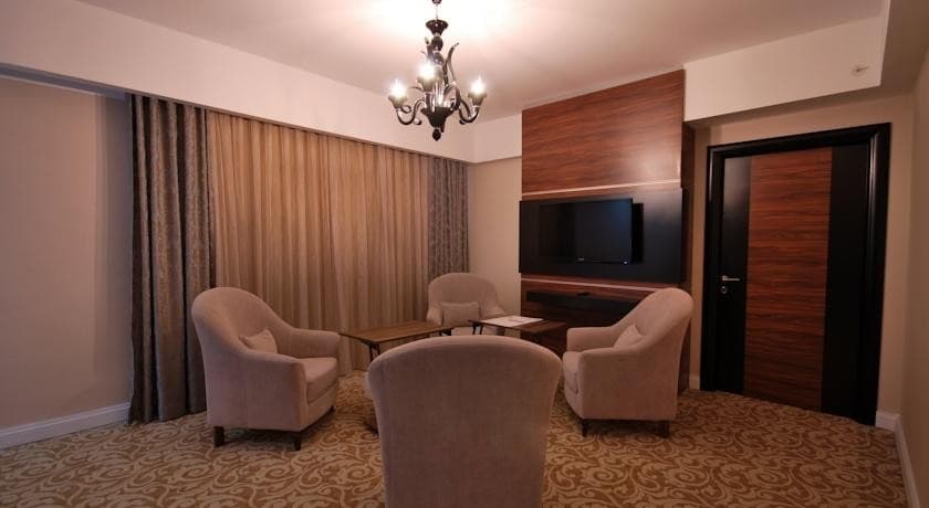 Madame Tadia Hotel-22