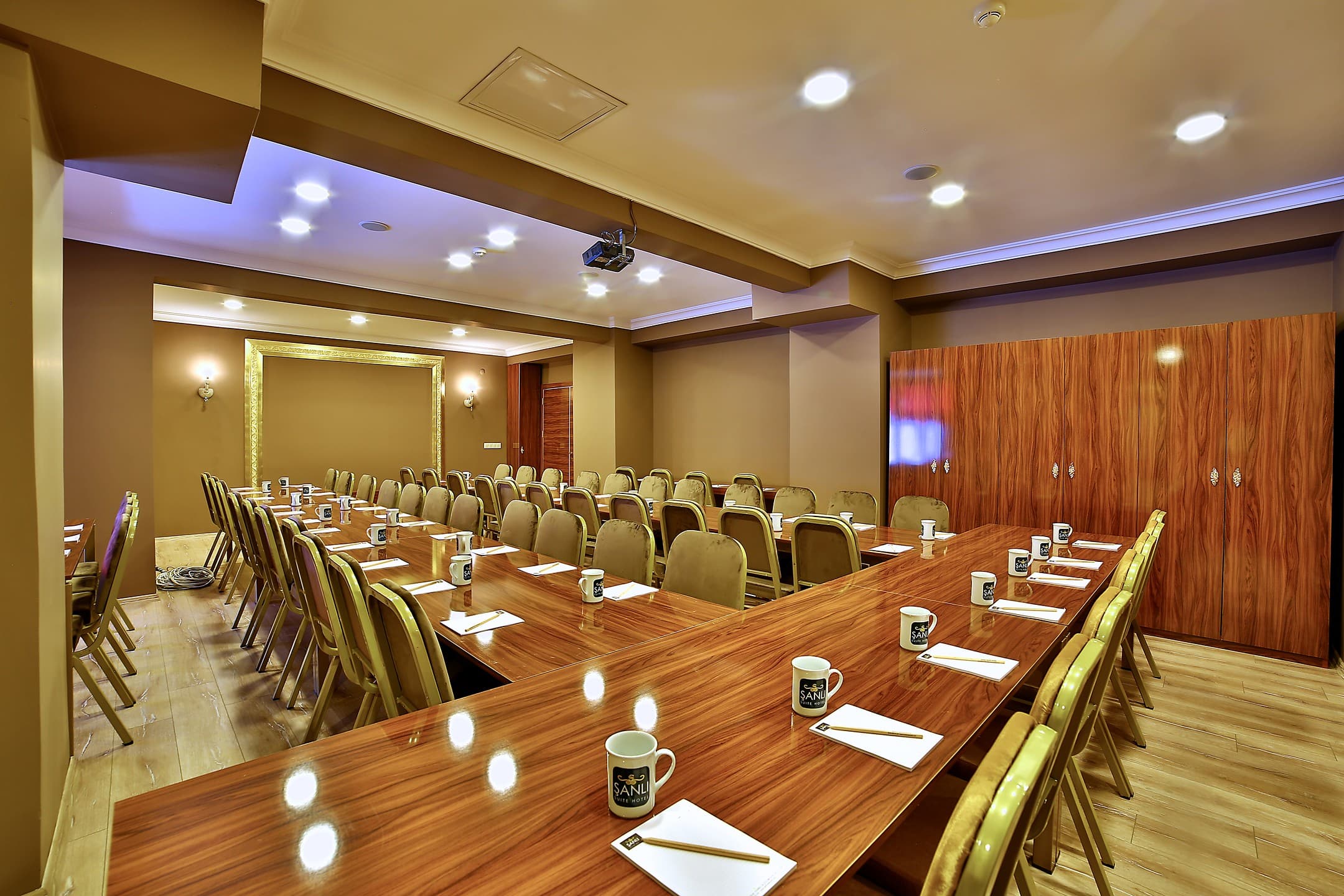 The Hera Premium Hotels-4