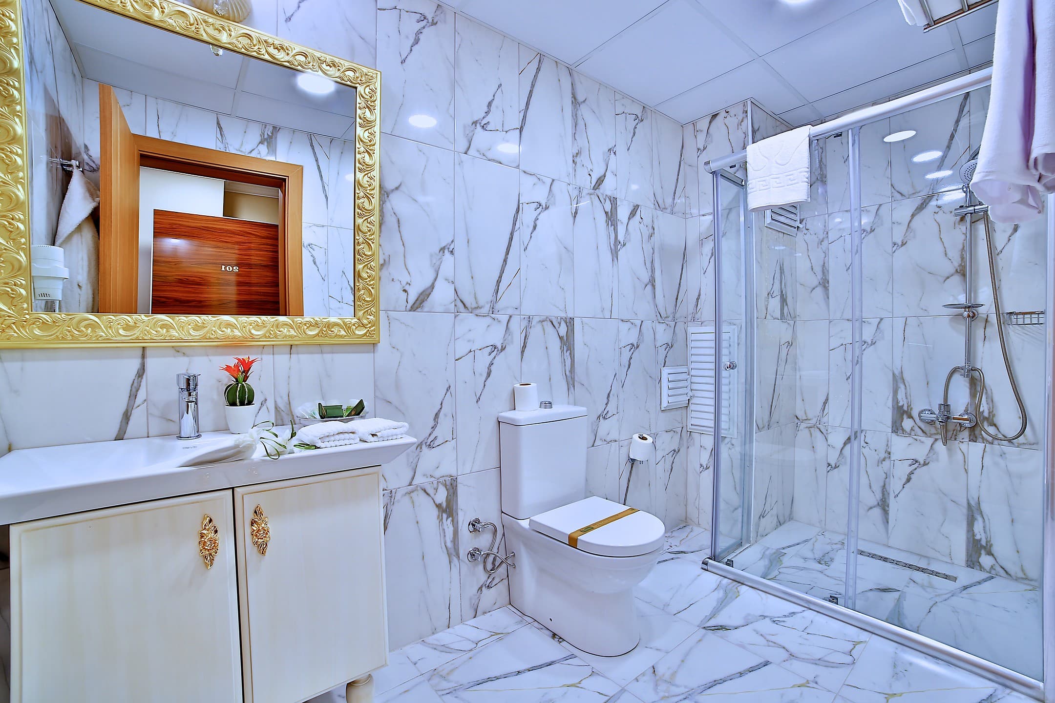 The Hera Premium Hotels-26