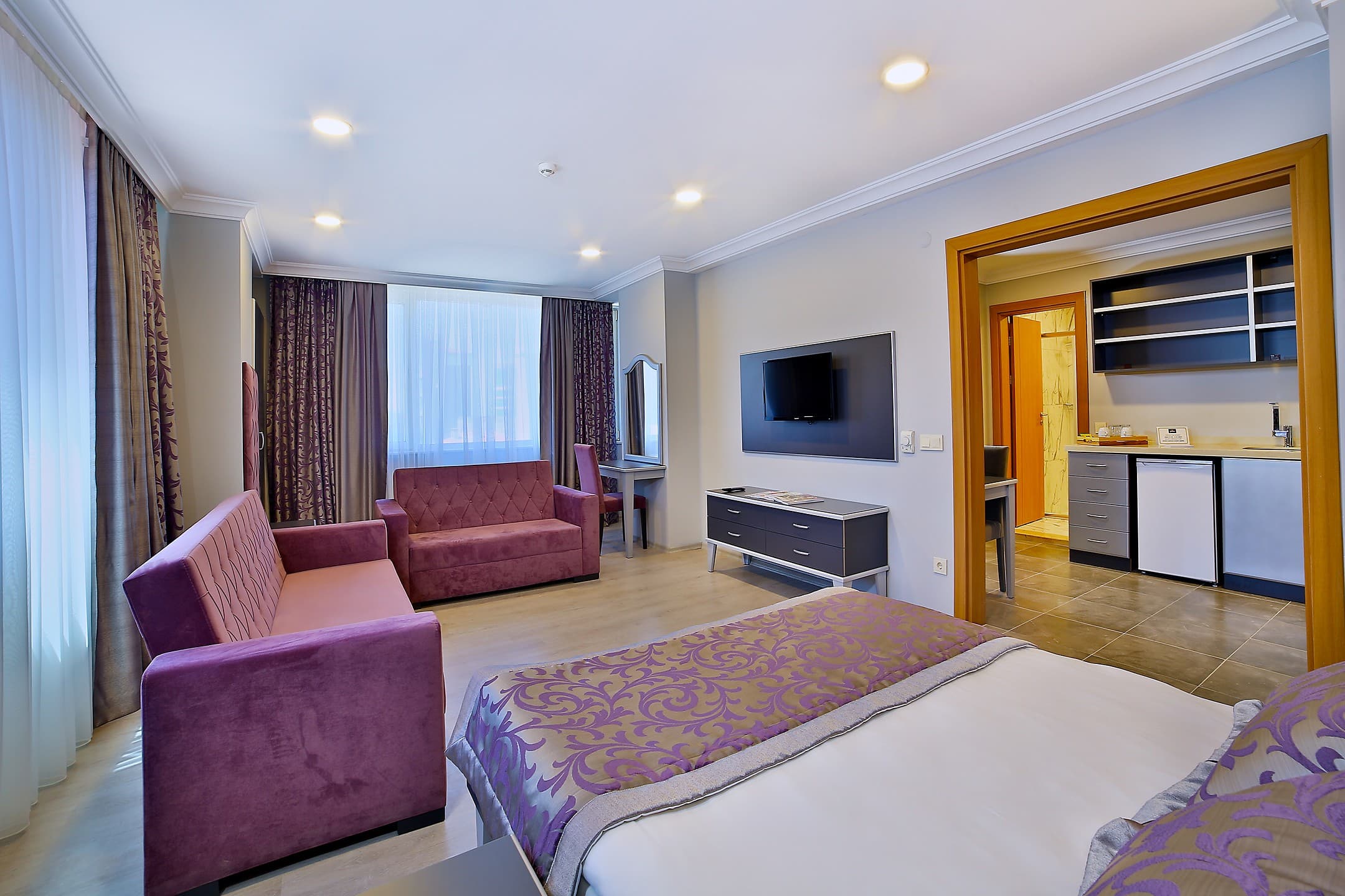 The Hera Premium Hotels-8