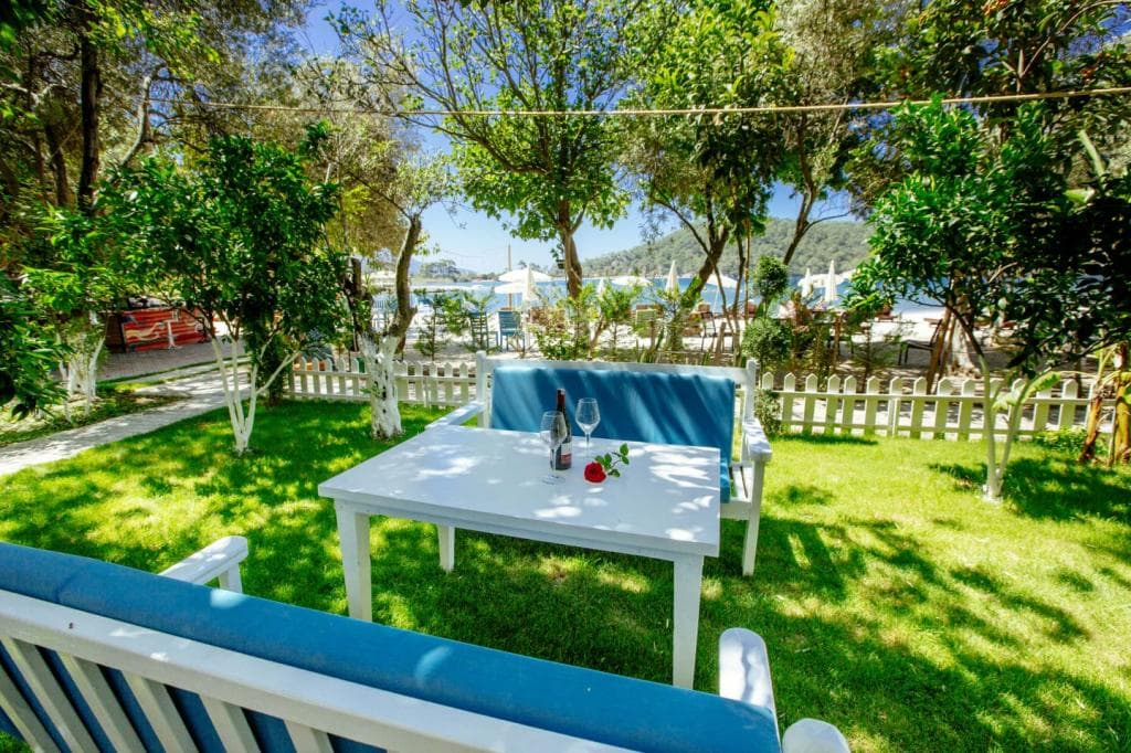 Lagoon Boutique Hotel-16