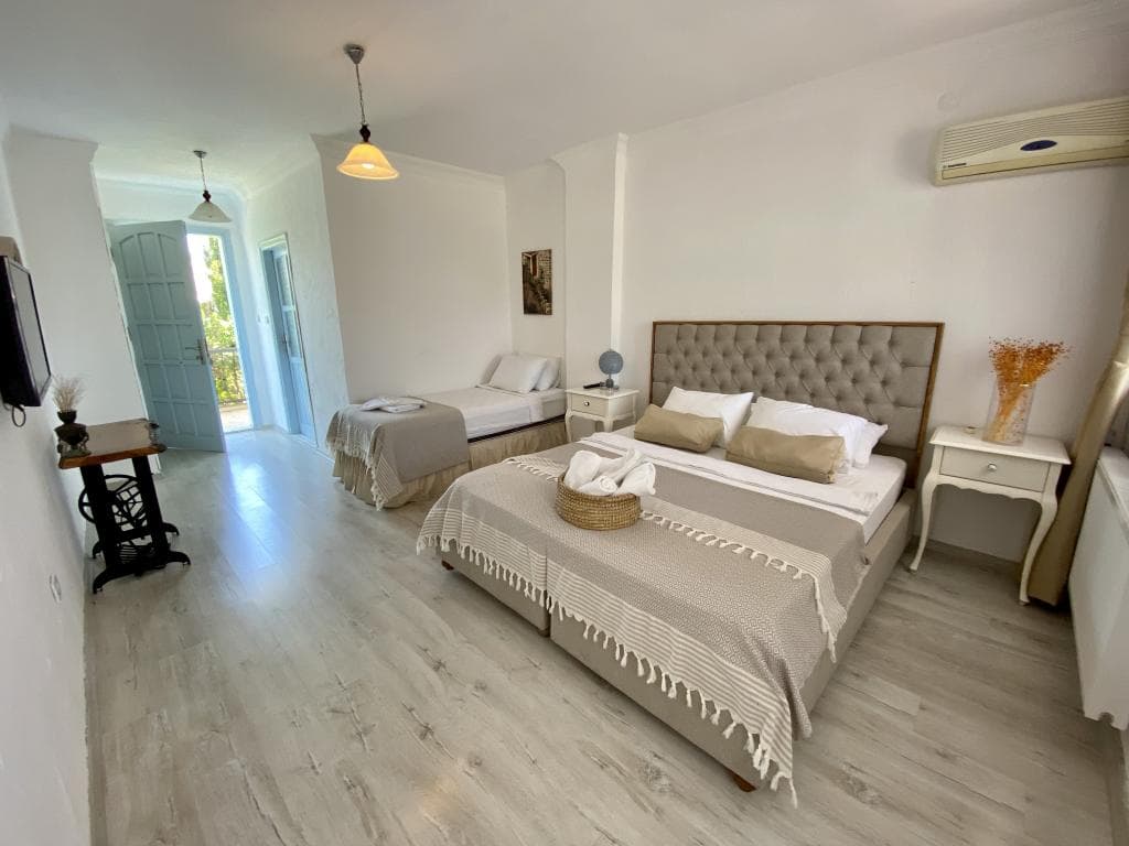 Alasonya Otel Alaçatı By Lamira-1