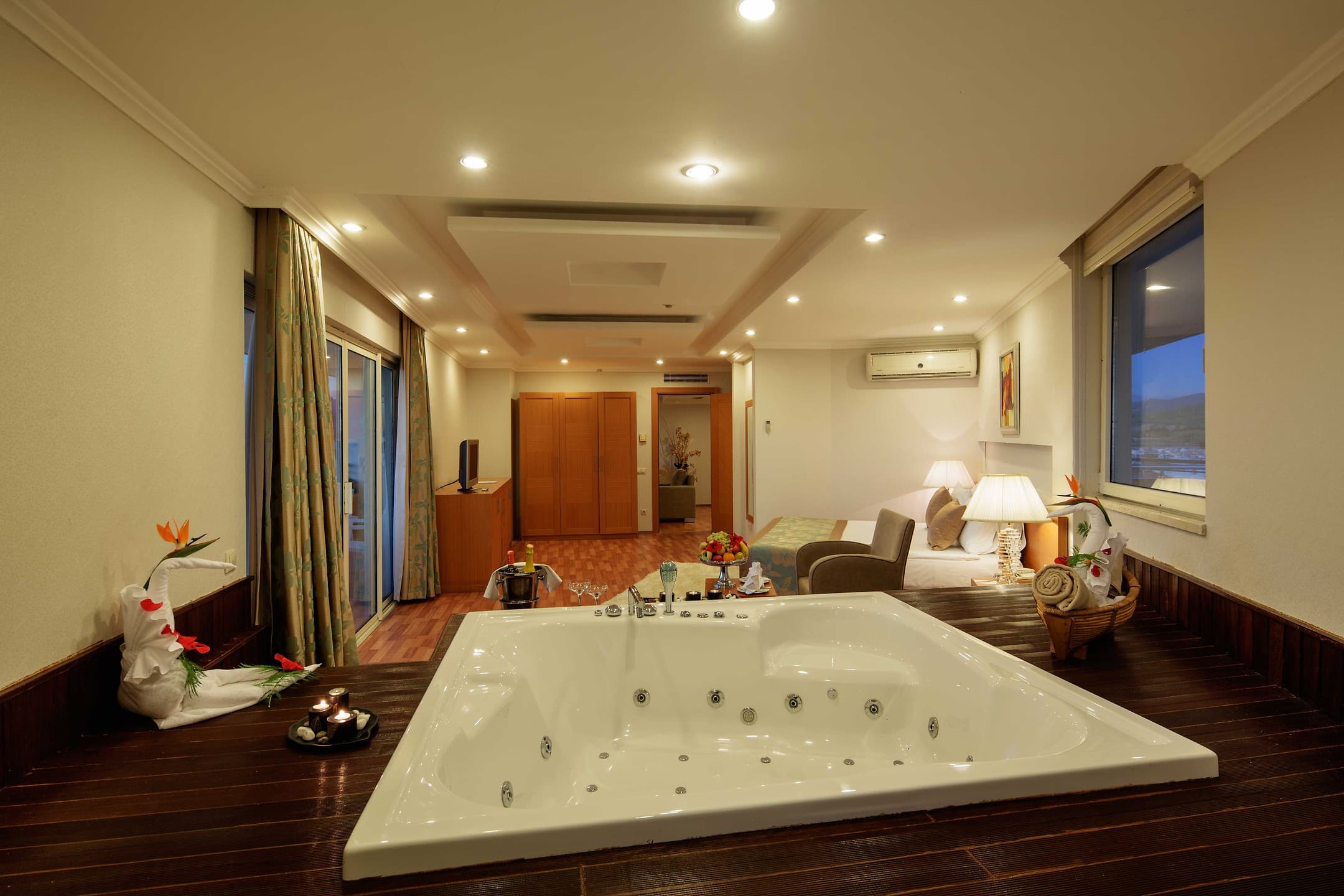 Crystal Admiral Aqua Collection-18