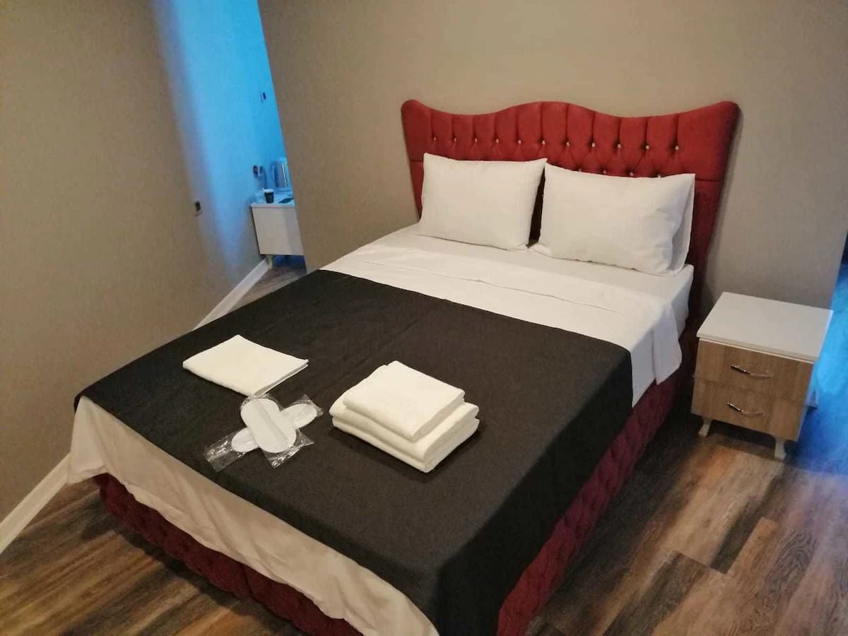 Plus Park Suite & Hotel-8