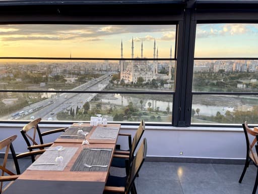 Türkmen Riverside Hotel Adana-9