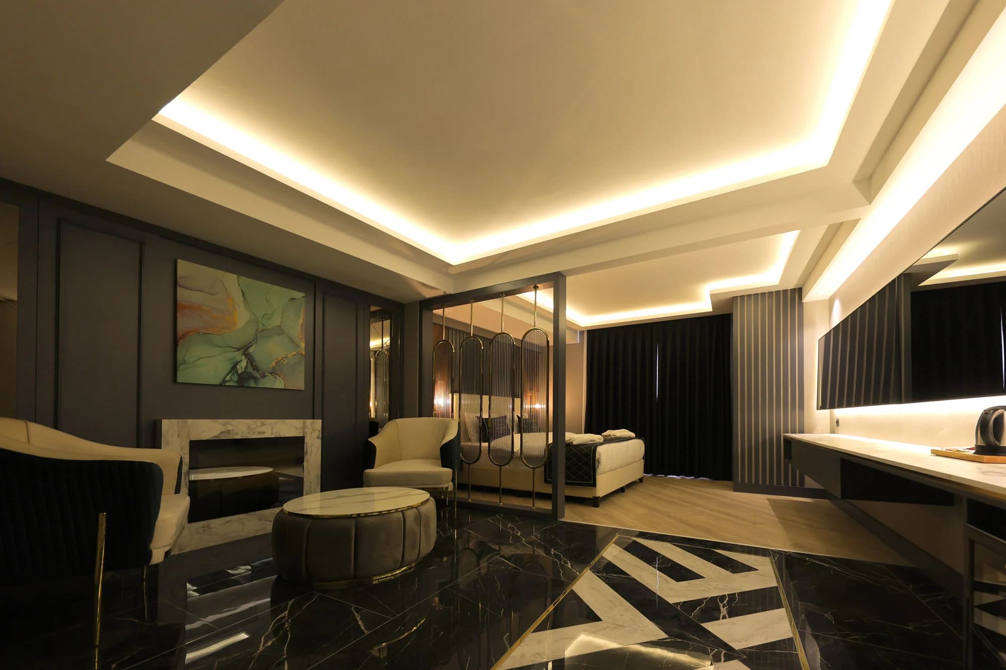 Roccia DownTown Otel-17
