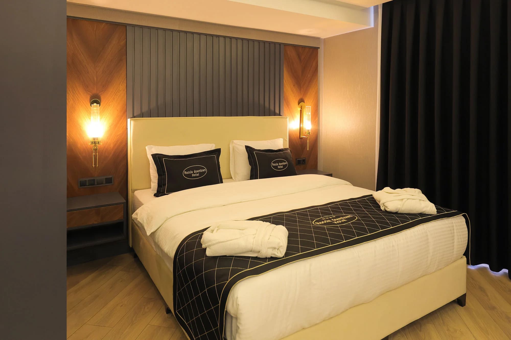 Roccia DownTown Otel-15
