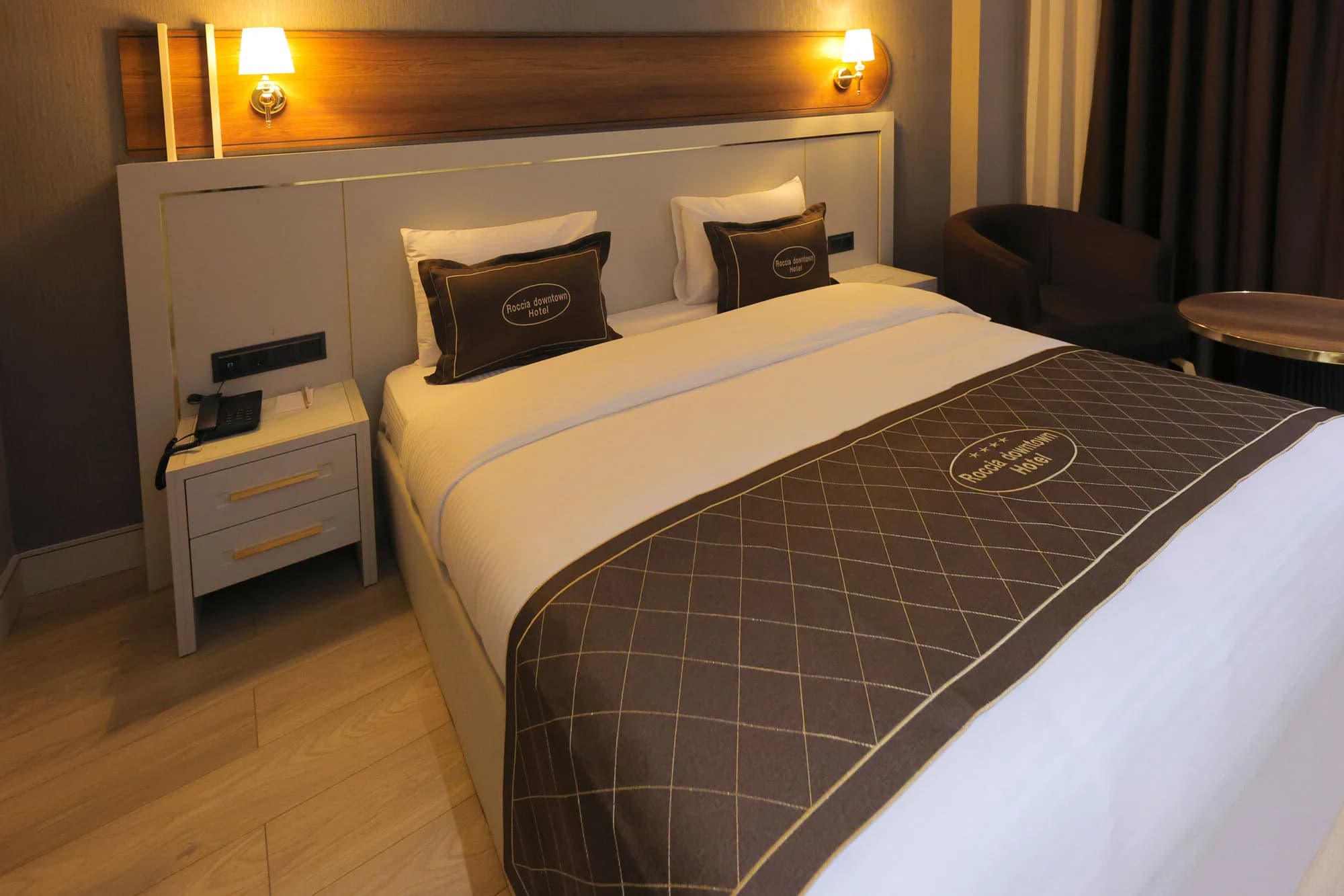 Roccia DownTown Otel-16