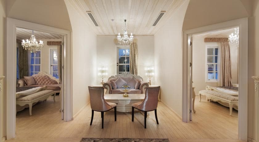 Elegance East Hotel-42