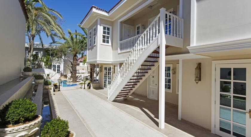 Elegance East Hotel-4