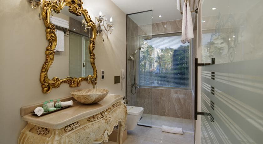 Elegance East Hotel-41