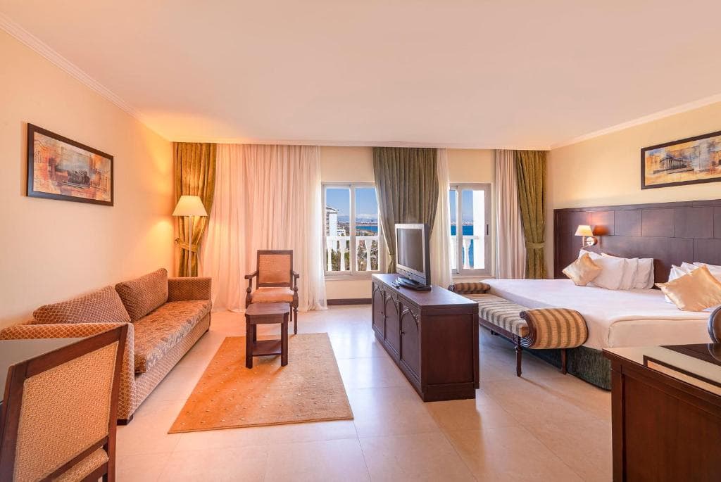 Crowne Plaza Antalya-10
