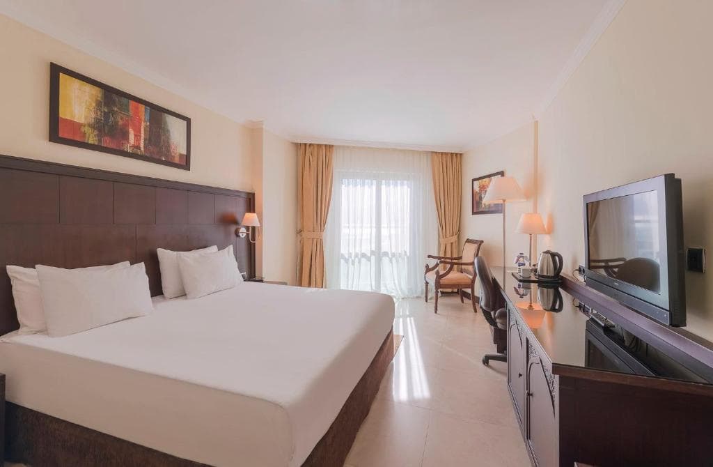 Crowne Plaza Antalya-11