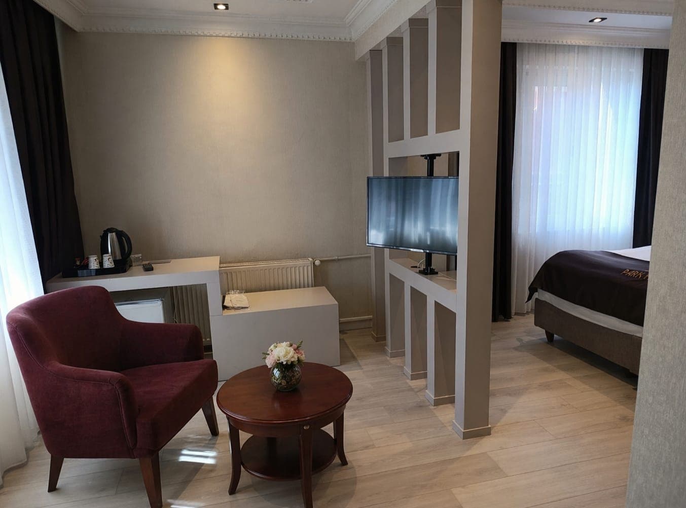 Ardos Park Hotel-8