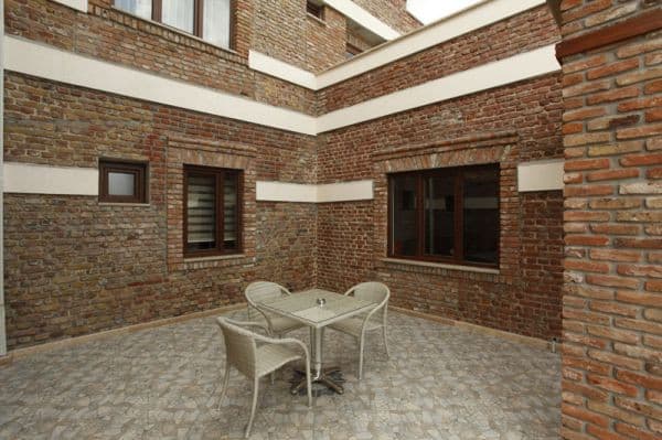 Hotel Milestone 1915-12