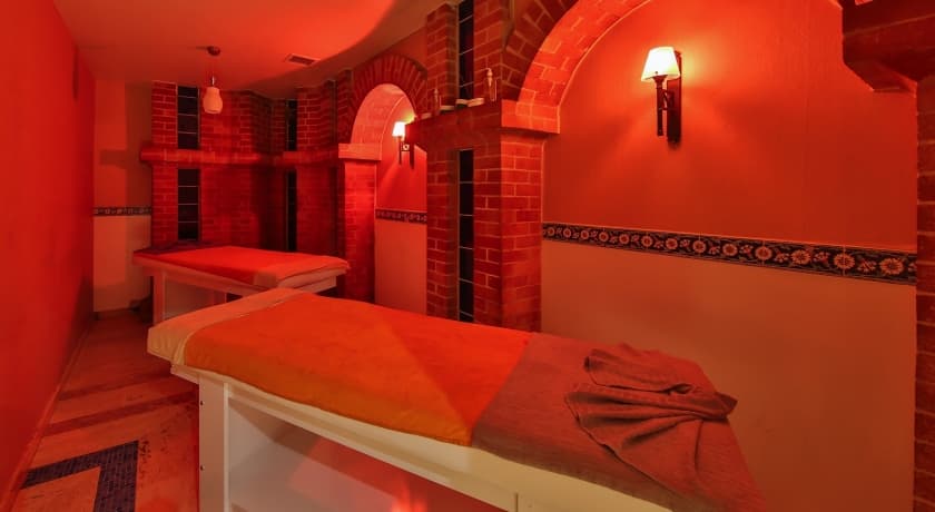 Ramada By Wyndham İstanbul Taksim-25