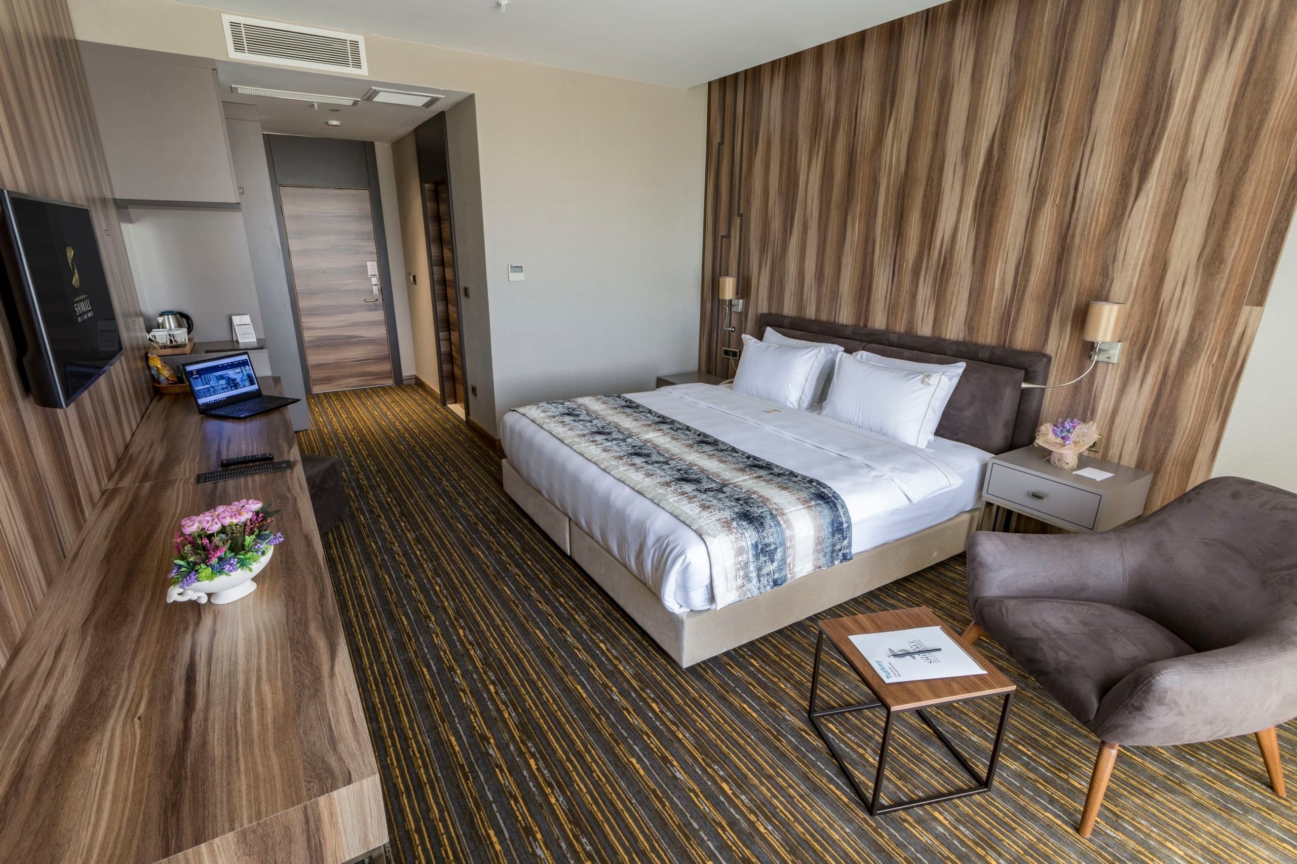 Shimall Deluxe Hotel-1