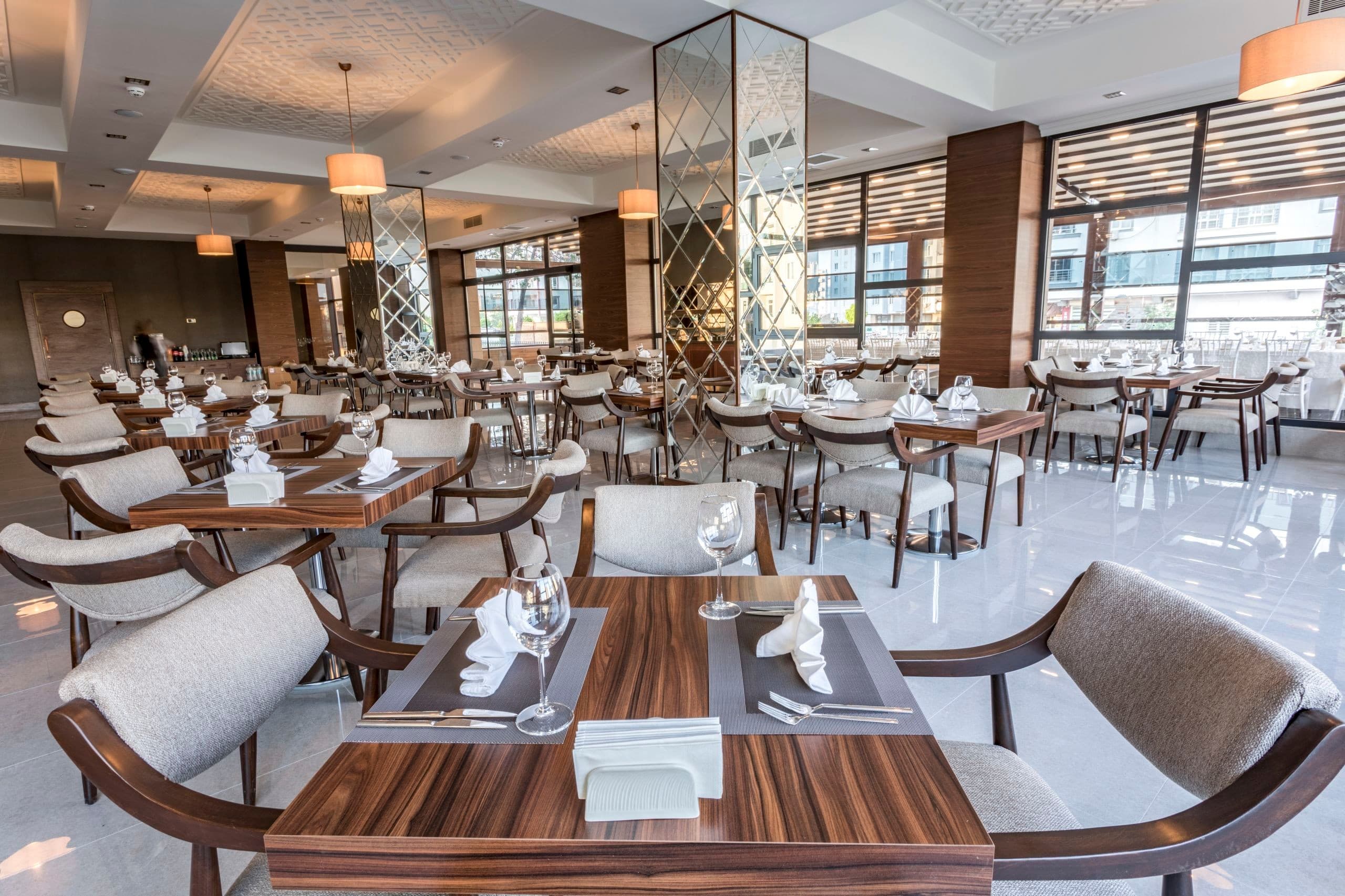 Shimall Deluxe Hotel-48