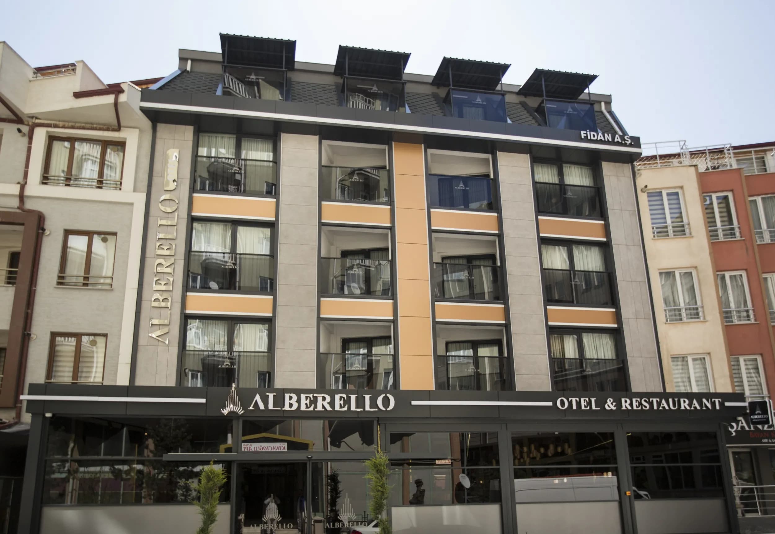 Alberello Otel-0