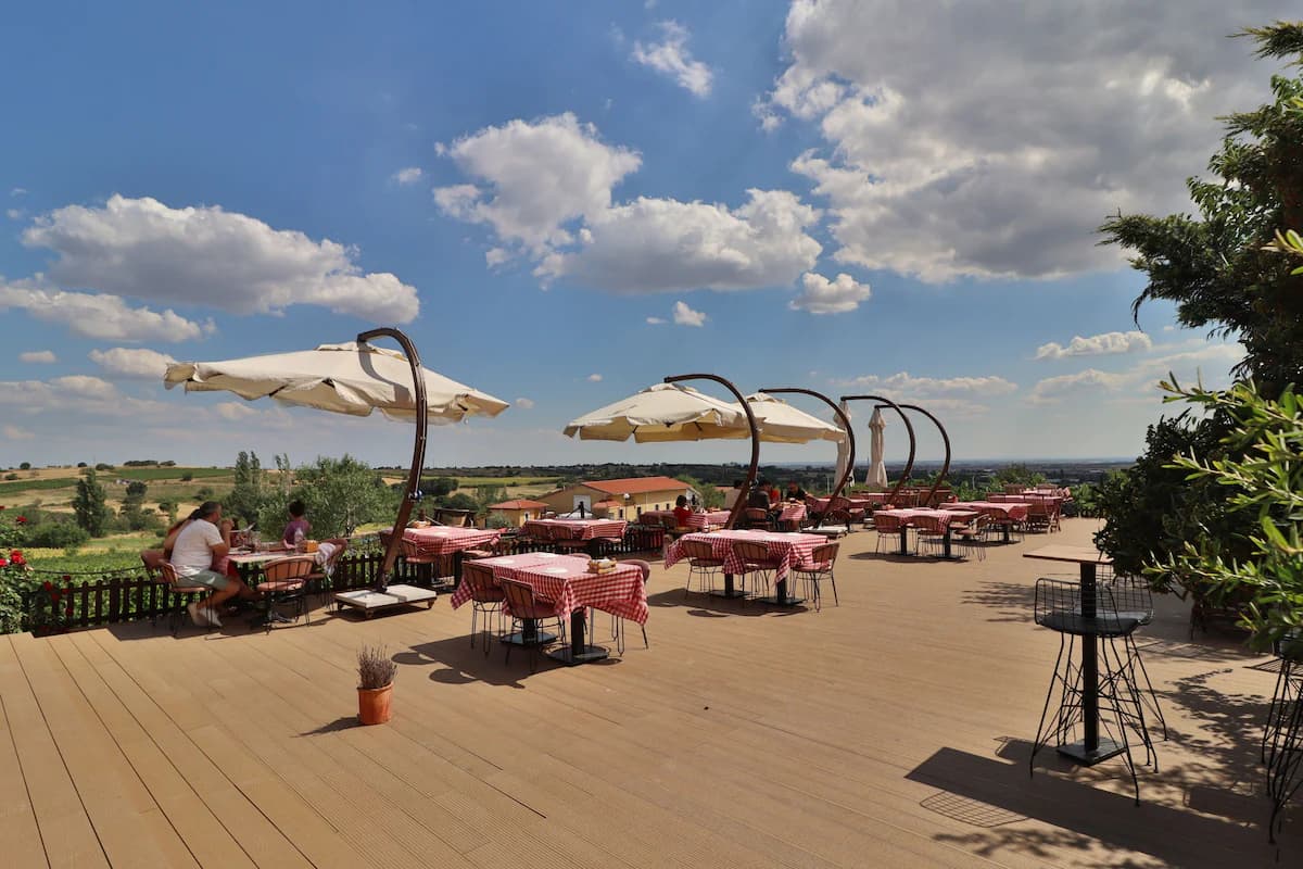 Dessera Vineyards Hotel-3