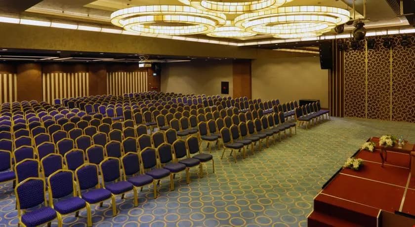 Grand Harilton Hotel-31